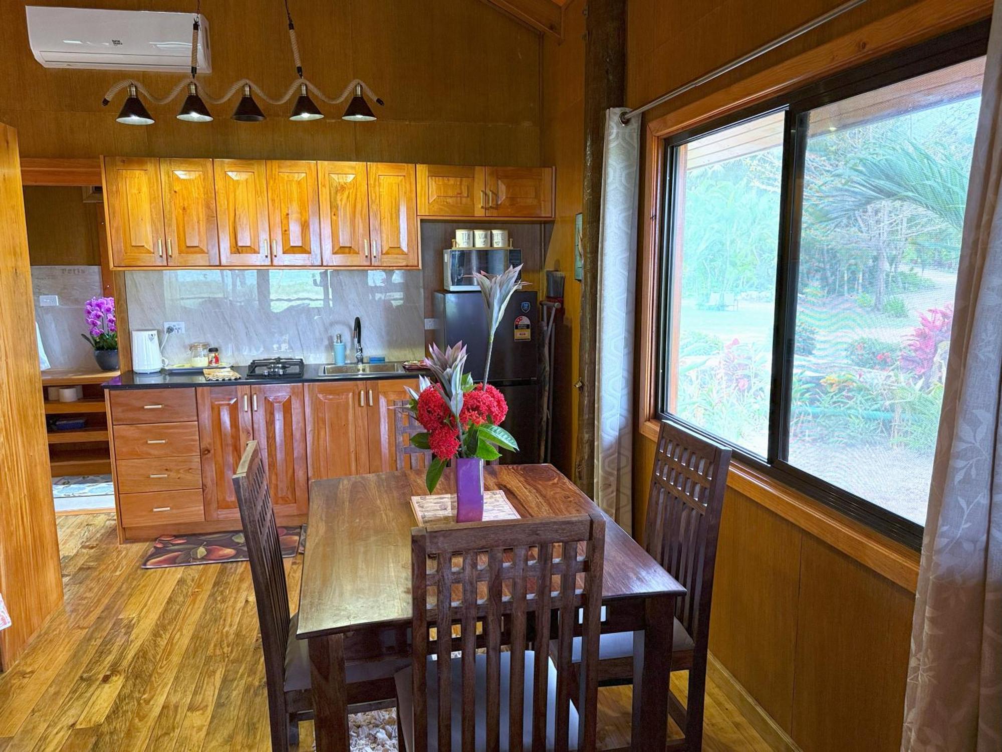 Sigasiga Sands Boutique Bungalows Savusavu Exterior foto